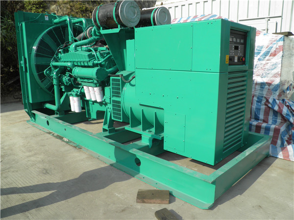 鹤峰出租发电机-进口柴油发电机组与国产柴油发电机组的区别
