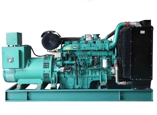 鹤峰发电机租赁-柴油发电机与汽油发电机的区别