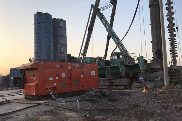 鹤峰如何检查发电机组燃油系统的密封性？