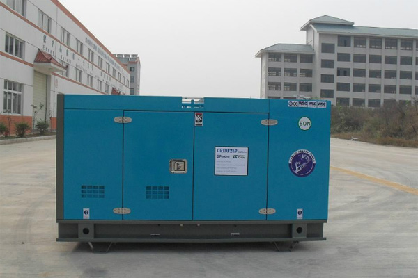 鹤峰发电机租赁如何正确安装空气滤清器？