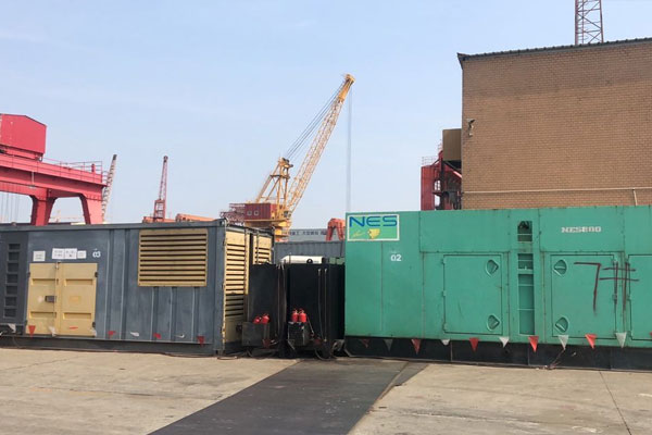 鹤峰发电机出租空气滤清器的清洁频率是多少？