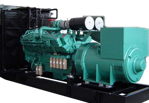 鹤峰冬季柴油发电机组启动前应进行哪些预热操作？